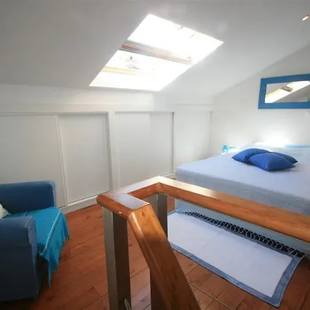 Duplex Do Pipas Lisbon